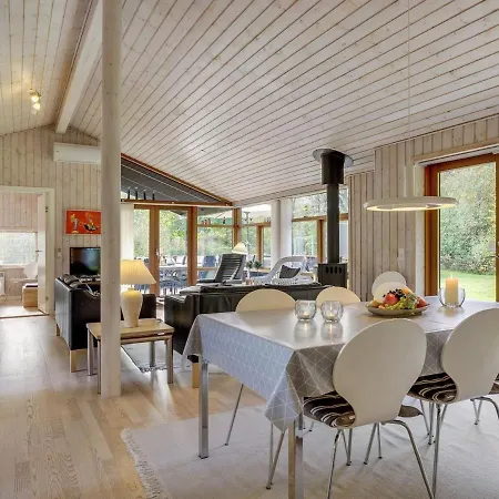 Holiday home Mourits - 1-2km From The Sea In Ne Jutland By Interhome
