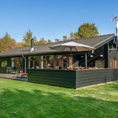 Mourits - 1-2km From The Sea In Ne Jutland By Interhome *