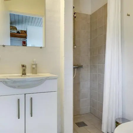 Mourits - 1-2km From The Sea By Interhome